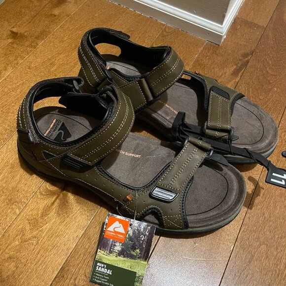 Brand new mens sandal - Picture 4 of 6
